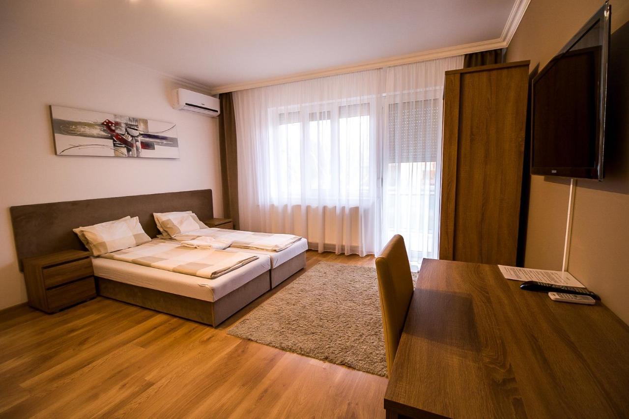 Thermal Next II Weninger Apartman Kiskunhalas Dış mekan fotoğraf